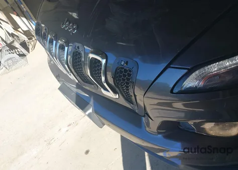 2015 Jeep Cherokee Latitude z USA, uszkodzony, nr VIN 1C4PJMCS6FW756485